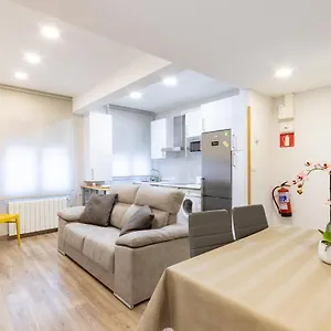 https://city-hall-v-apartment-by-astonwolf.sansebastianhotels.net