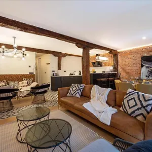 https://espacioso-apartamento-moderno-recien-reformado-by-sh.sansebastianhotels.net